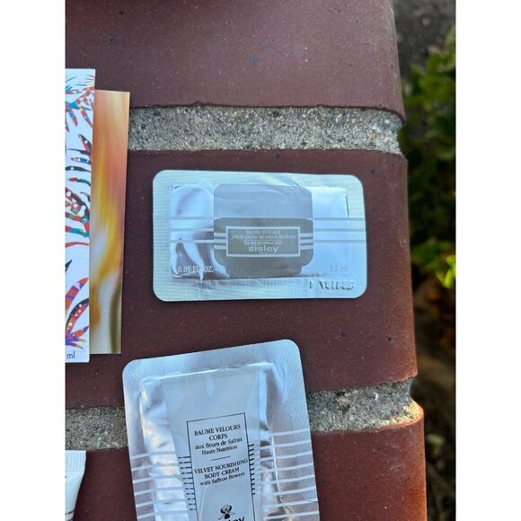 Sisley skincare Kit - Picture 6 of 11